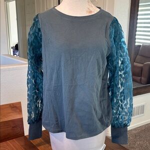 Easel Teal Lace Sleeve Blouse